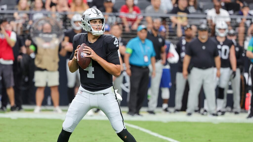 Derek Carr Stirs Controversy With Viral Raiders Quote (4)